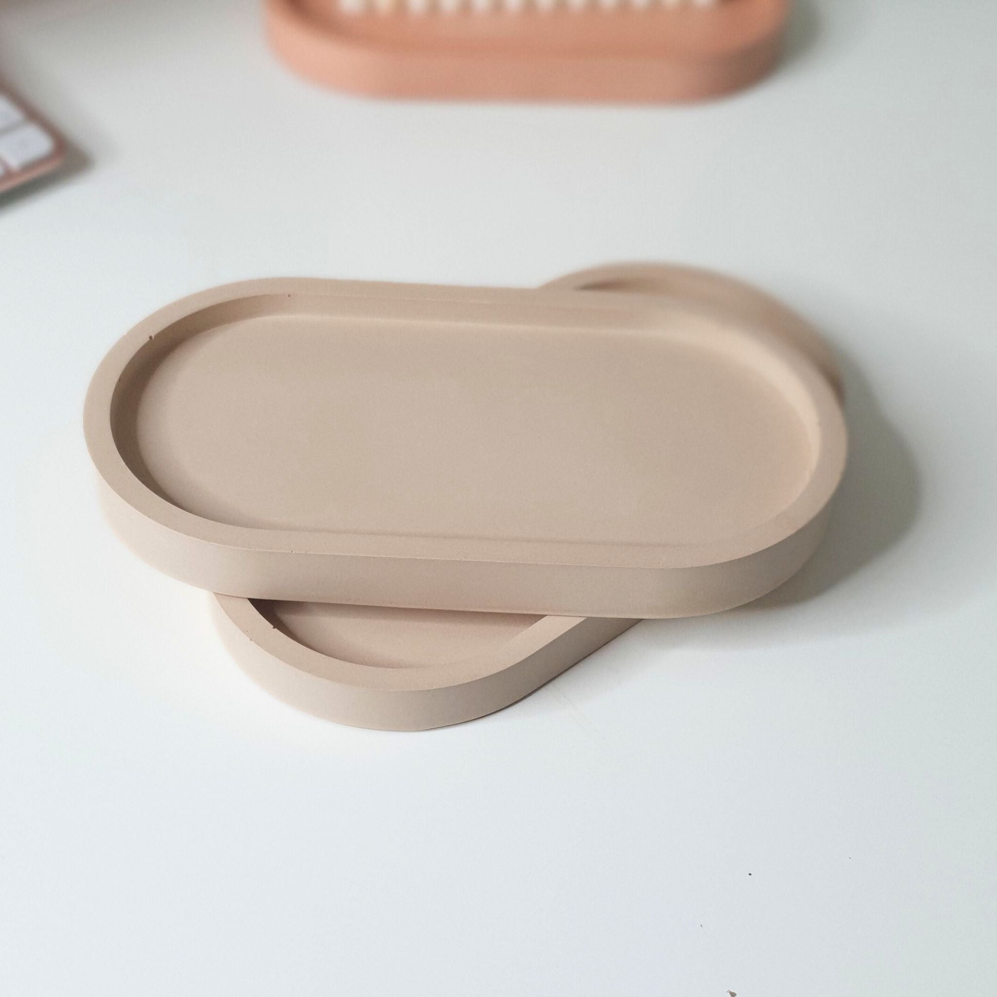 Beige oval tray