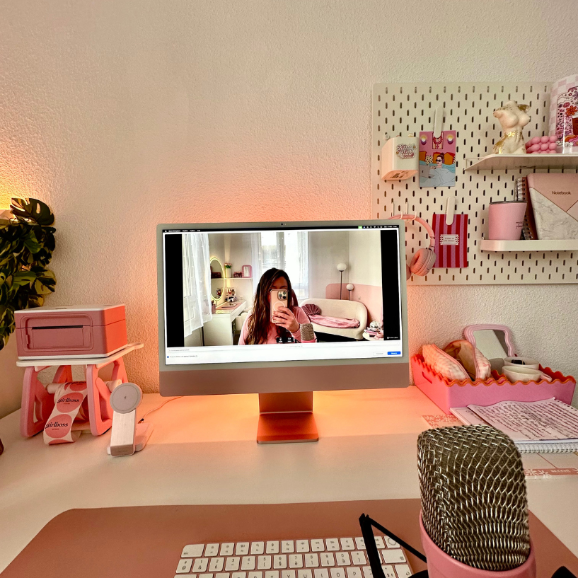 photo d'un bureau de travail avant un live pour travailler son mindset d'entrepreneur