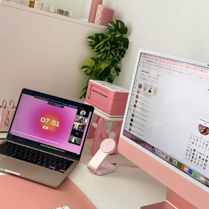 bureau super bien rangé pour gagner en productivité au travail